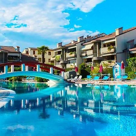 Apartment With Garden And Grill - Green Residence Sirmione Дезенцано-дель-Гарда Экстерьер фото